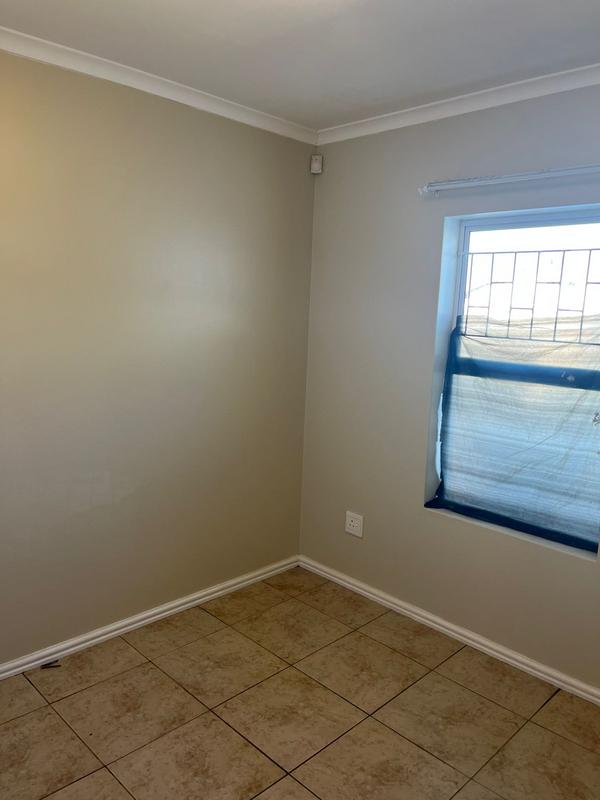 To Let 2 Bedroom Property for Rent in Parklands Western Cape